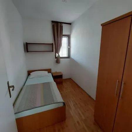 Murtela Apartment *